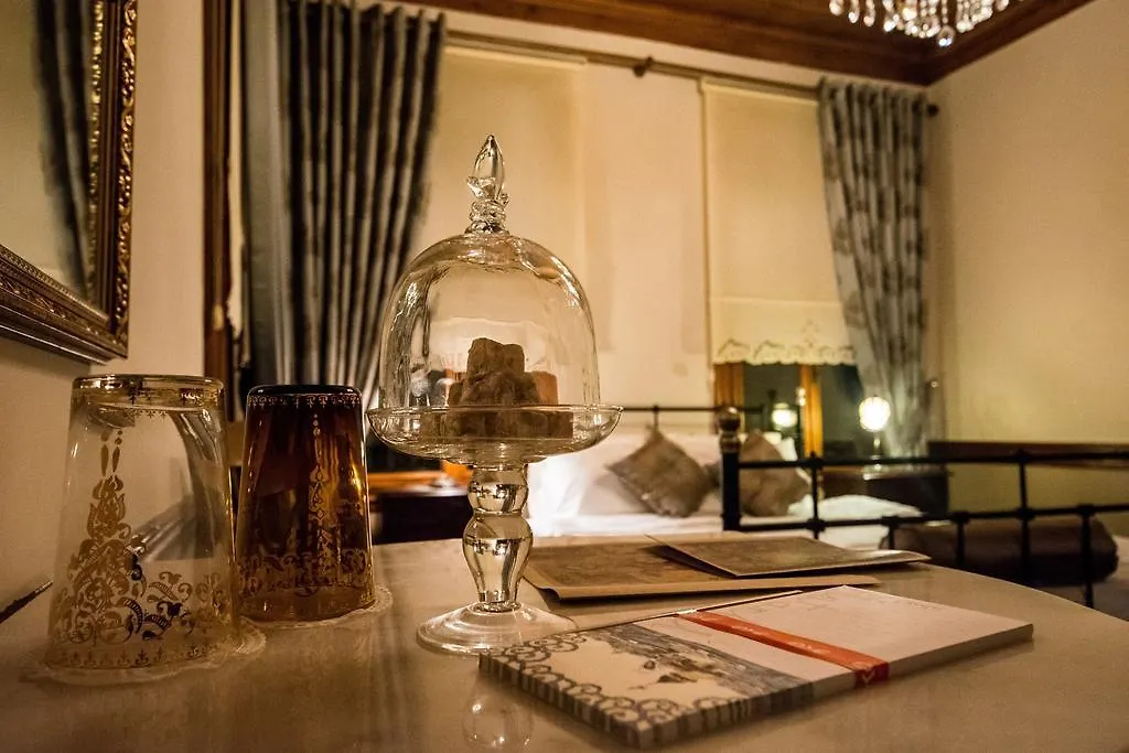 Bed & Breakfast Ottoman Suites By Sera House Istanbul